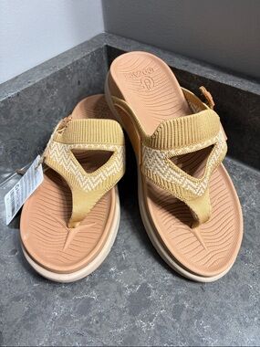 Women's Knit Toe-Post Orthotic Sandals